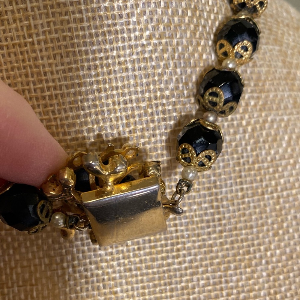 Rare 90’s MONET necklace with clear and black Swarovski crystals & box clasp. B. - Picture 4 of 6
